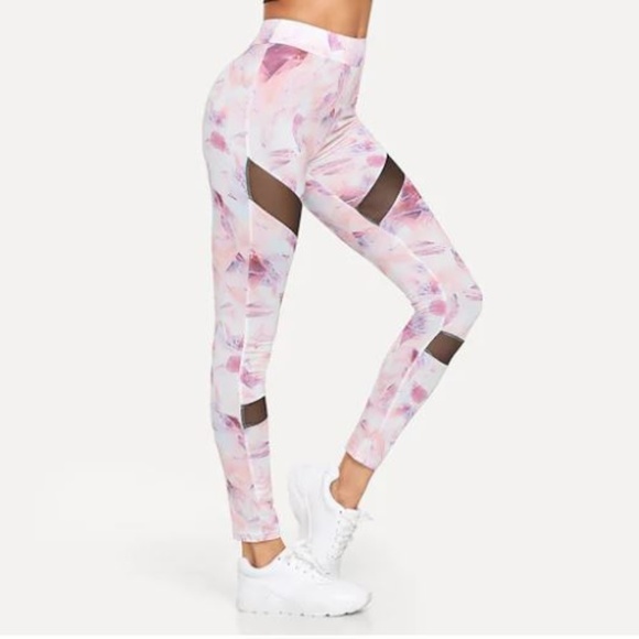 LAST ONE [boutique] abstract mesh insert leggings - Picture 5 of 5